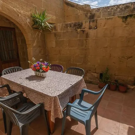 400yr In Gozo - Entire