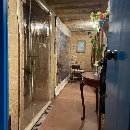 400yr In Gozo - Entire *
