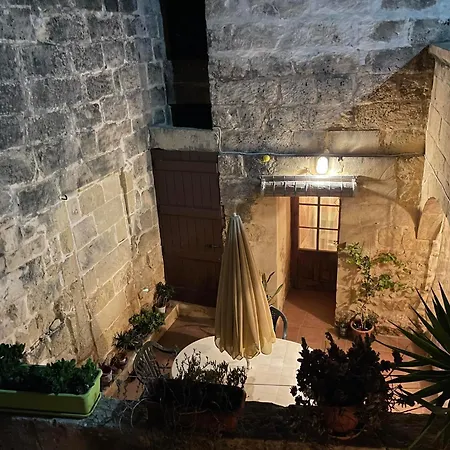400yr In Gozo - Entire Xaghra