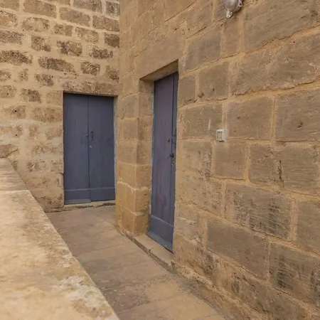 Nyaraló 400yr In Gozo - Entire *