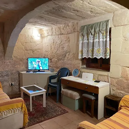 Vakantiehuis 400yr In Gozo - Entire