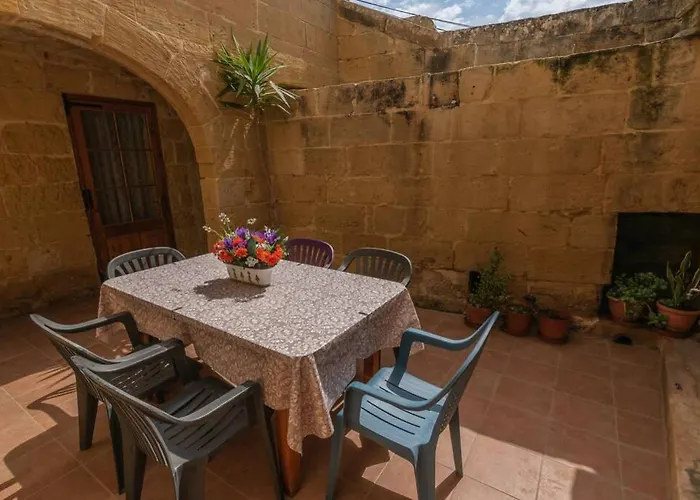 400yr In Gozo - Entire