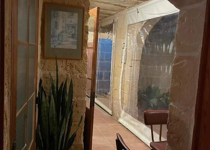 400yr In Gozo - Entire *